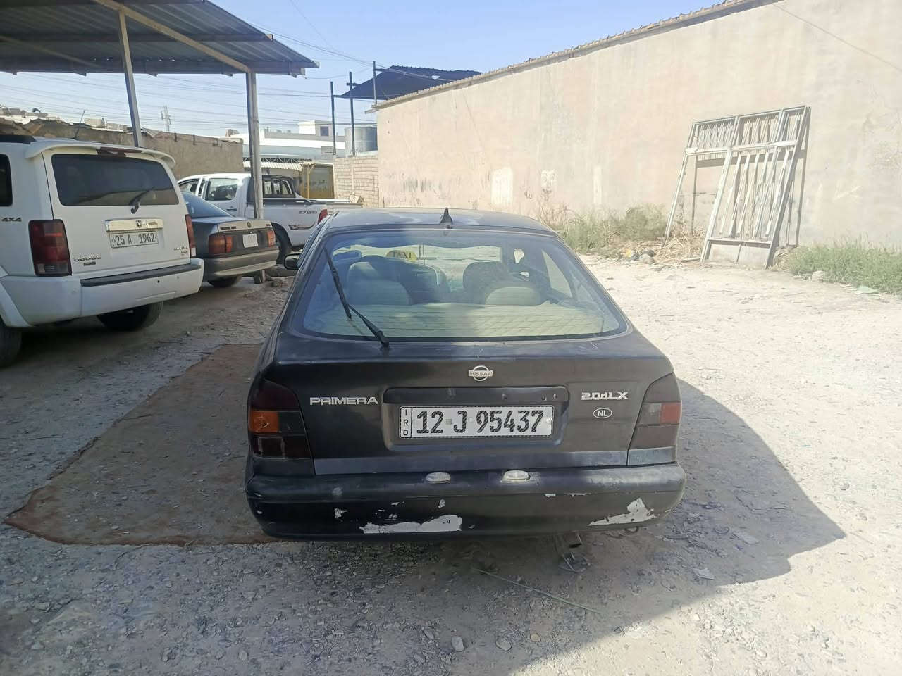 نيسان للبيع موديل 1995 كير توماتيك الرقم ***********
