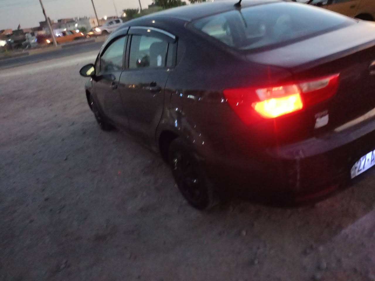 سلام عليكم كيا ريو للبيع موديل  14 ارقام وسنويا مجددات سونار موجود ب نشر السعر 80 ورقة وبيها مجال العنوان واسط العزيزية مكلف ب نشر الاستفسار ع رقم الهاتف ***********
