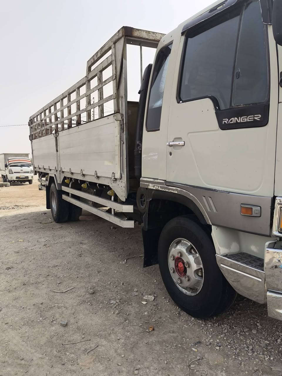 هينو طيره سته اله عشره موديل 94 تخم تاير شاصي كفاله مكينه سبعين عادي  بريك حداديه سبرنك هوائي السياره جاهزه بأسمي مشروع وطني سنويه لل28 شرط التحويل الشراي يتصل باقي التفاصيل ***********
