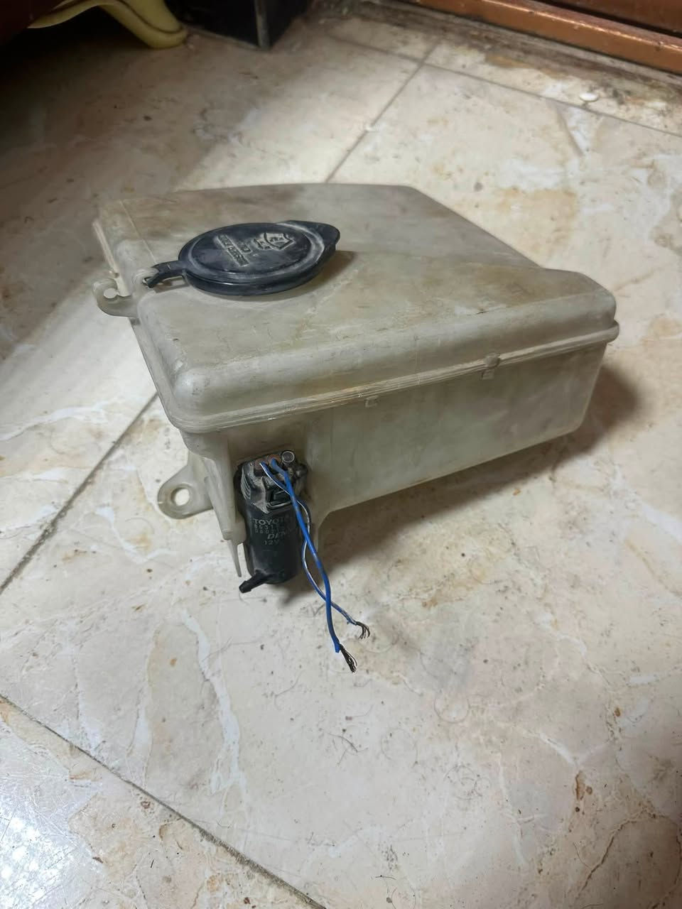 سلام عليكم عندي دبه مال زراك لو اوباما لو جارجر هيه وماطوره لا كسر ولا فطر سعر ٢٠ وبصمه مال كورلا هايبرد مديل ٢٥ سعر ٣٠ الف لاستفسار بي واتساب ***********
