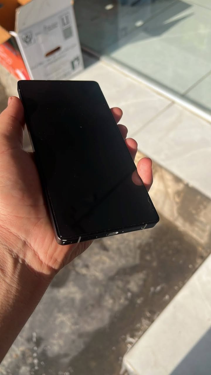 S25 ultra
لون اسود
ذاكرة 256

كامل ملحقات مكفول من كل شي
شرق اوسط خطين
السعر  مليون و 300 التواصل خاص
 النجف
