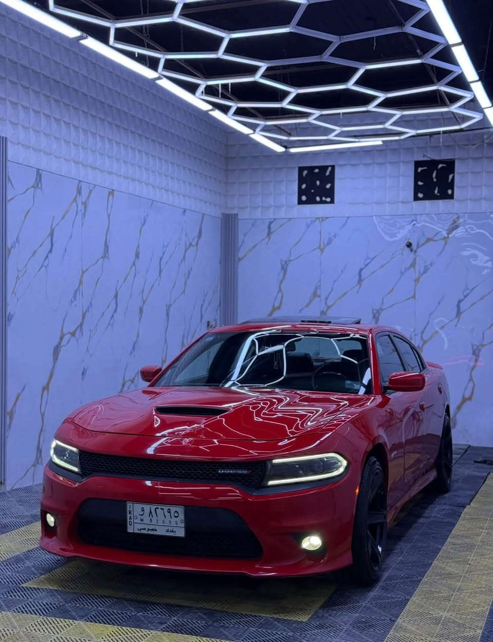 تشارجر RT • ٢٠١٩ • فتحة سقف