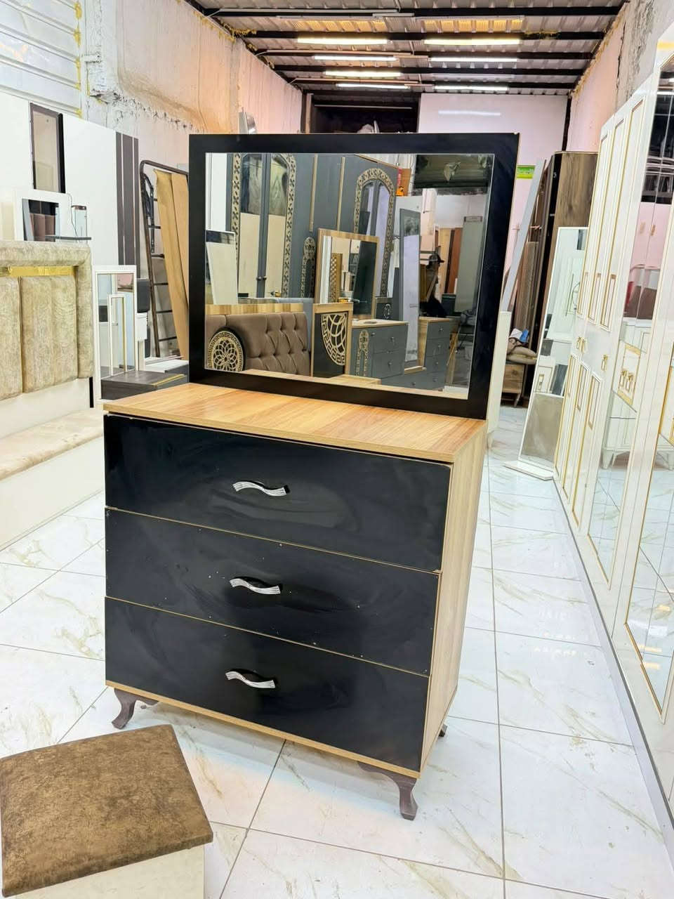 غرفة تركية • مستعملة • ٥ قطع