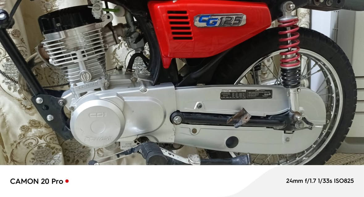 سلام عليكم شباب دراجه للبيع اربع كير 
تعمير 26 سيجي نامه شاصي كلك كلك 
سعر 550
رقمي ***********
مكان ديوانيه سنيه
