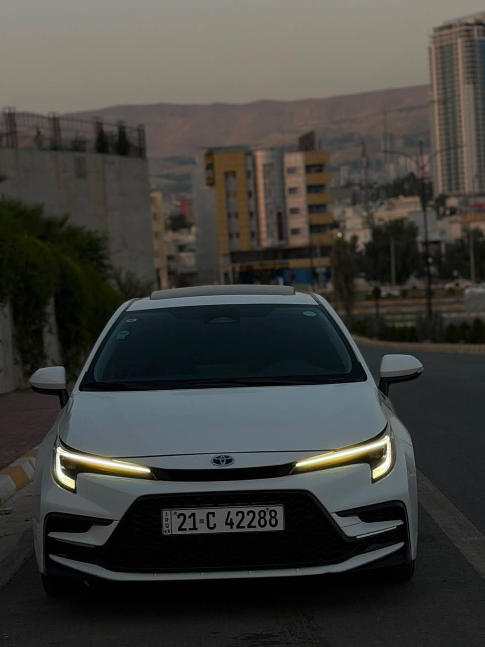 Corolla hybrid  GR sport 2023
شکڵ ئەمریکی هایبرێد کوشن کارەبا بیلاد سپۆرت مواسەفات GR  فولە بێنبۆیاخ بێ سارد شوختیشی نیە پەلەیەک دەعامی کارتە هەموو گیانی بەشەرت تەنها ٥٥٠٠٠ کم ڕۆشتوە بەناوی خۆمەوەیە چرکەی تیا نیە بەشەرتی گێڕو مەکینە و پاتری
شوێن سلێمانی تکایە مشتەری جدی تەلەفۆن بکە 
*********** السليمانية, العراق
