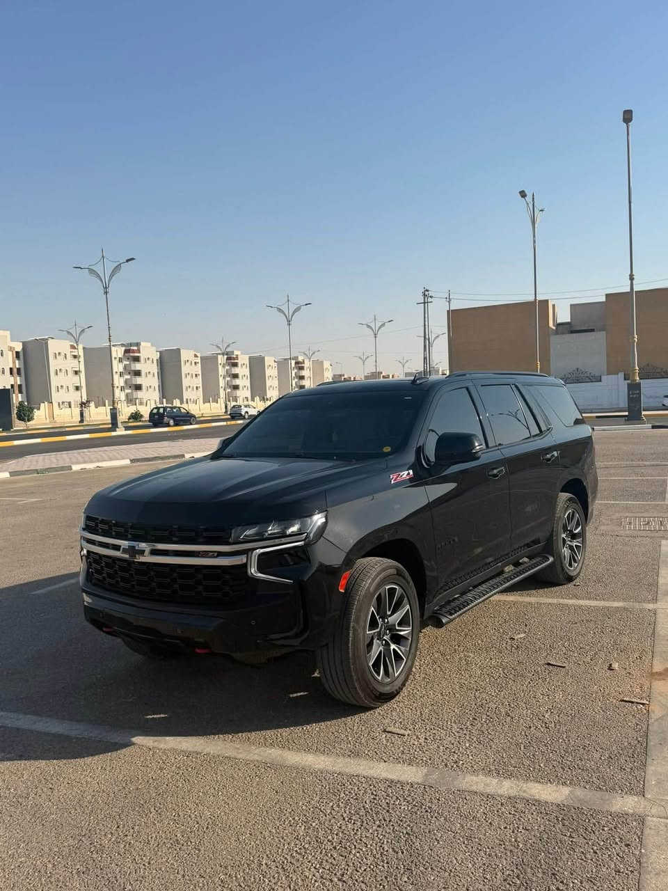 تاهو Z71 2023 فول مواصفات ٣شاشات بنوراما السياره غنيه عن التعريف فقط بيه شبر bdr فقط الباقي كفاله عامه السيارة مغلفه ppdضمان ١٠ سنوات السياره كير مكينه حداديه شرط ***********
