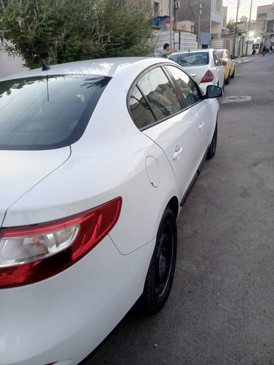 فلونس • ٢٠١٦ • باسمي