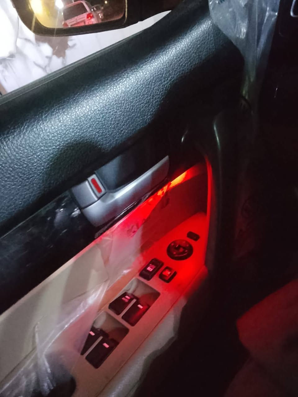 للبيع فقط
سورنتوا 14خليجي فول كفالة عامة كشر ومحرك وكير هزة جديدة سنوية لغاية 27 سلايد طكتين زراك لايت شاشة ترحيب تخم تاير باتري جديد راديتر البارحة بدلتها سبعة راكب وباقي مواصفات الفول 
مكان السيارة كربلاء السيارة نظيفة جدا بس الله يستر على تصير من نصيبه شغل واطلع السعر 188مجال للجاد بالشراء حسب المتيسر 
اتصال ***********
***********
