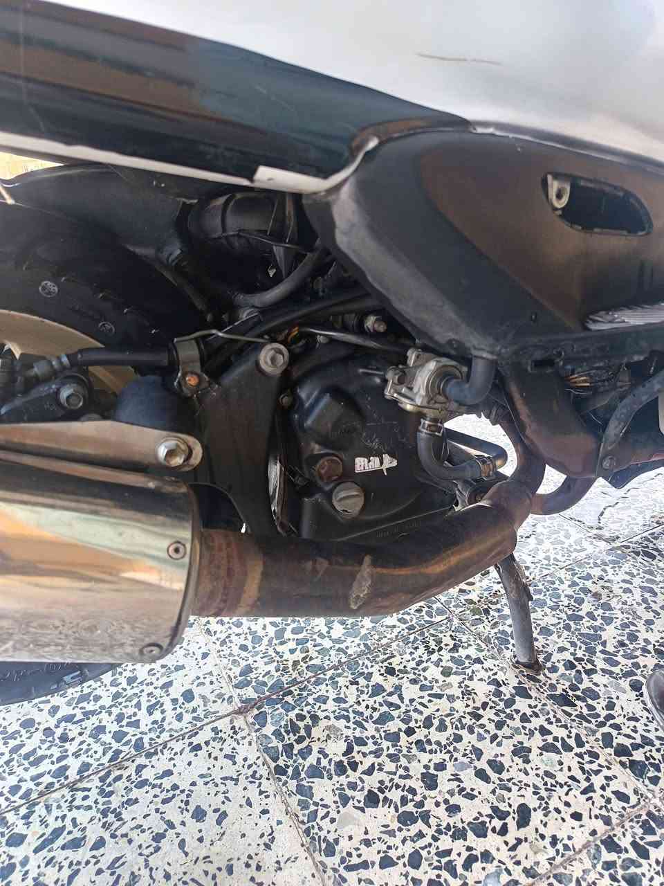 السلام عليكم
دراجة ماجستا دبل رون شرط محرك ما مفتوح حجم المحرك 250 تبريد مي يعني راديتر 
مكاني الشرقاط
السعر700 وبي مجال 
للأستفسار: ***********
