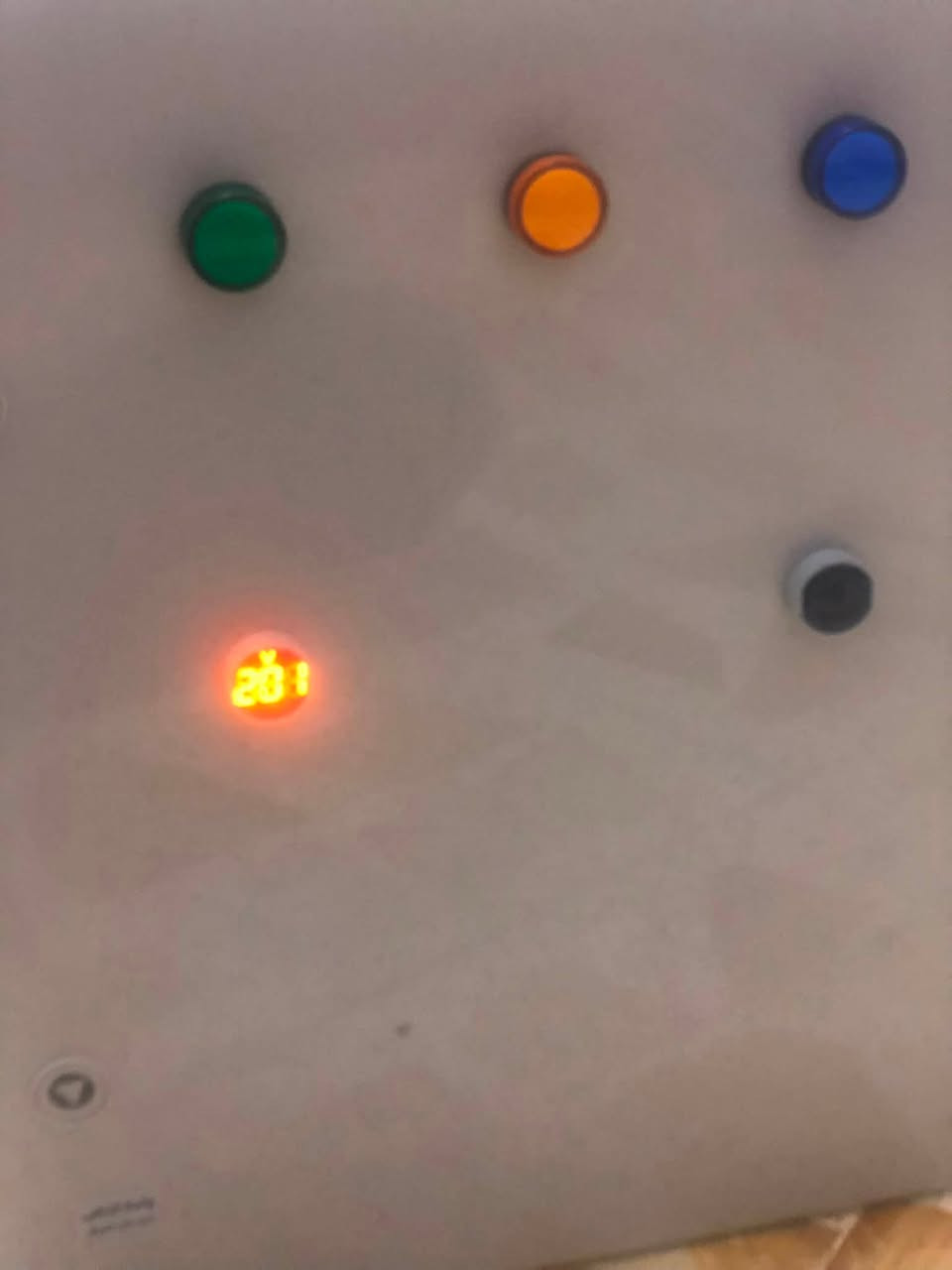 سلام عليكم بورد بارد منفصل مثل ما موضح بلصوره مكاني كربلاء حي النصر رقمي ***********
توصيل موجود حسب لاتفاق
