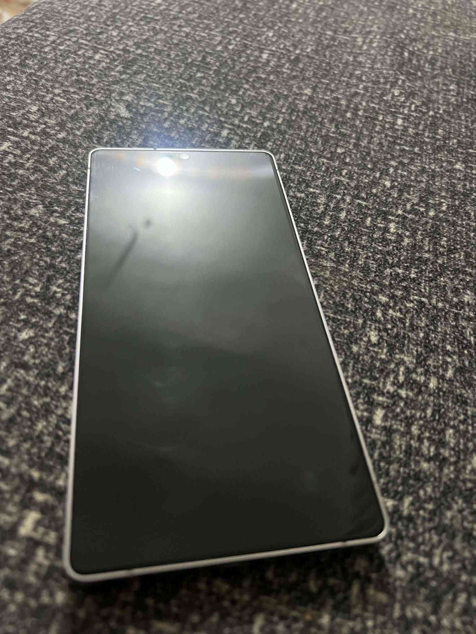 ​✨ للبيع: Samsung Galaxy S25 Ultra ✨
هاتف قمة في الأداء والتصميم، شبه جديد وبضمان ممتاز!

​الموديل: Samsung Galaxy S25 Ultra

​الذاكرة: 256 جيجابايت

​النظافة: 100% (ممتازة جداً)

​الضمان: ضمان عين الفهد (أقوى ضمان) 

​الملاحظات: يوجد شطب/شعر بسيط جداً في الظهر لا يؤثر على الاستخدام.

​السعر: 875,000 دينار عراقي

​💳 خدمة التقسيط: متوفرة لحاملي بطاقة ماستر كارد الرافدين.

​📞 للتواصل والاستفسار: ***********
