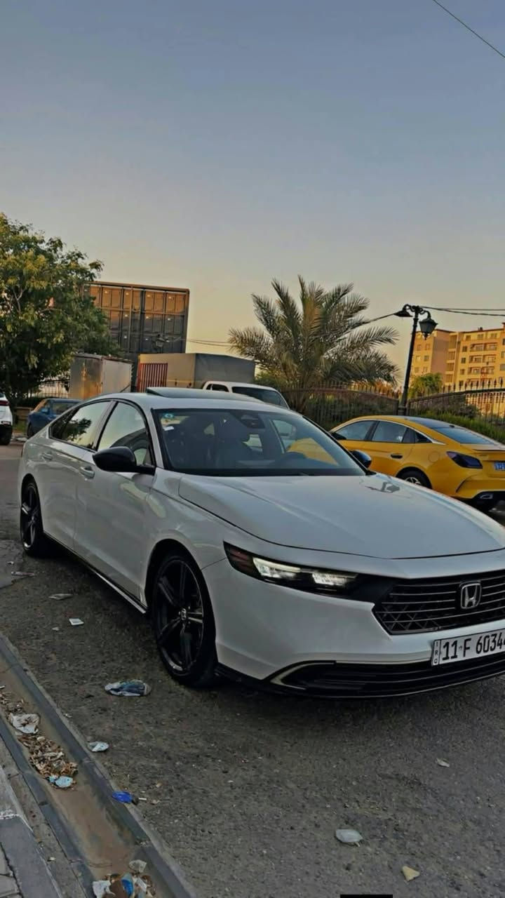 اكورد ٢٠٢٣ • ماشي ١٩ الف • حادث قدام