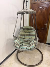 مرجوحة • نظيفة • بغداد الحرية