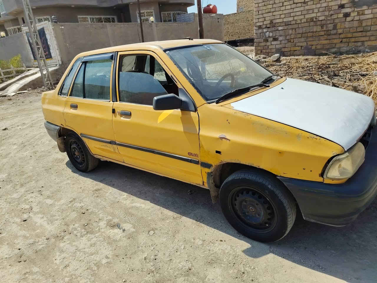 سايبا موديل ٢٠١١ عظم رقم بغداد الجديد سيارة جاهزه حط بانزين وبوجهك للشارع
السعر  ١٦ ورقة
مكان السيارة الدغارة
***********
