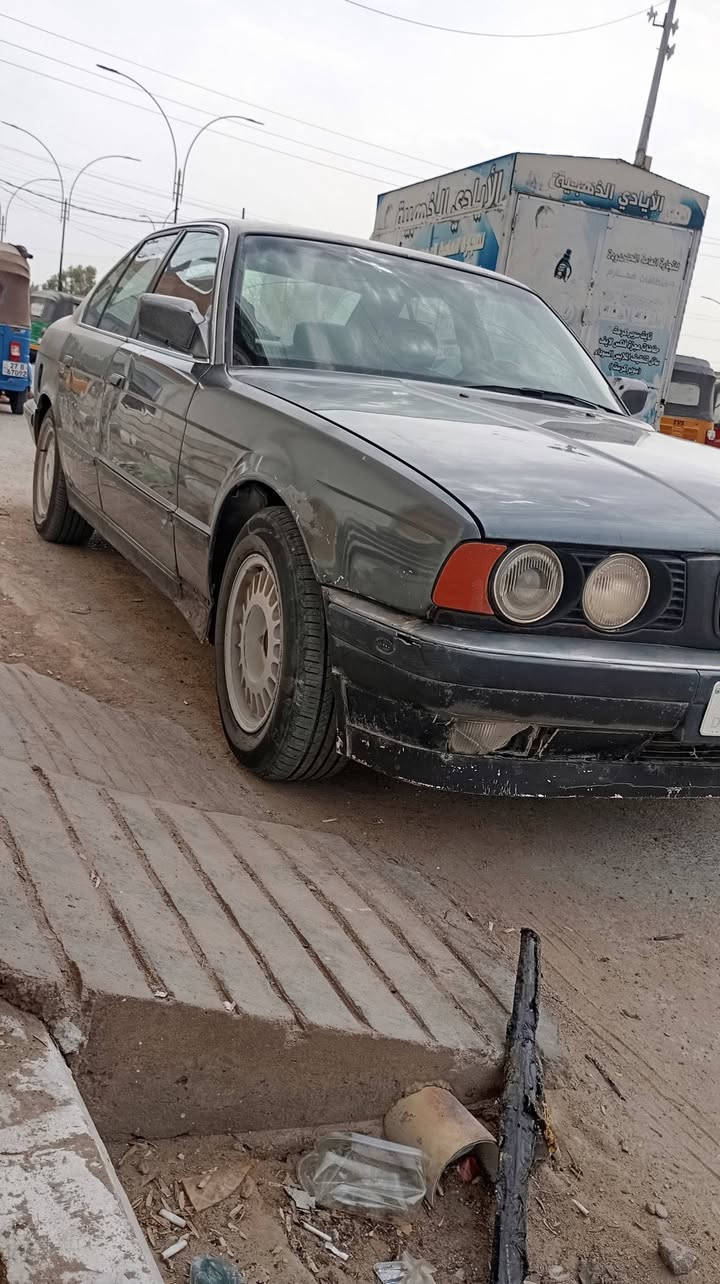 يالله بيئم 525 كير عادي مكينه كبس
كير عادي ترايك 200 راعيه يمي حداده كلش حلوه تاير جديد كهربائيا تشتغل 
سياره كفاله اصوليات وعيب شرعي 
كشر السياره بلاد سياره مال جناي 
دواخله مرتبه دشبوله حلو 
رقم ديالى سنويه عظم عاج منتهيه ب20 غرامه ما عليهه الف مكاني ناصريه الغراف 
السعرر 26 وبيهه مجال للشراي 
اتصال ***********
مراوووس ترهم العنده هارتوب 
بطه وحسب الاتفاق

