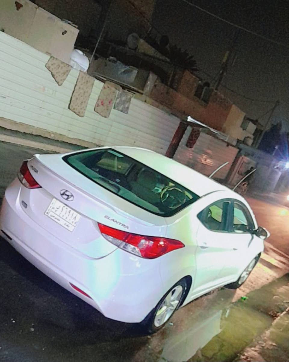 لانتره ١٣ خليجي باسمي تخم تأير جديد صدر جدير مكينه جديده تبريد خير من الله كهربائيات شغاله مكان بغداد الغزاليه رايدها ٩٥ وبيها مجال بصيط ***********

نص مكتوب في الصور:
- Galaxy A13