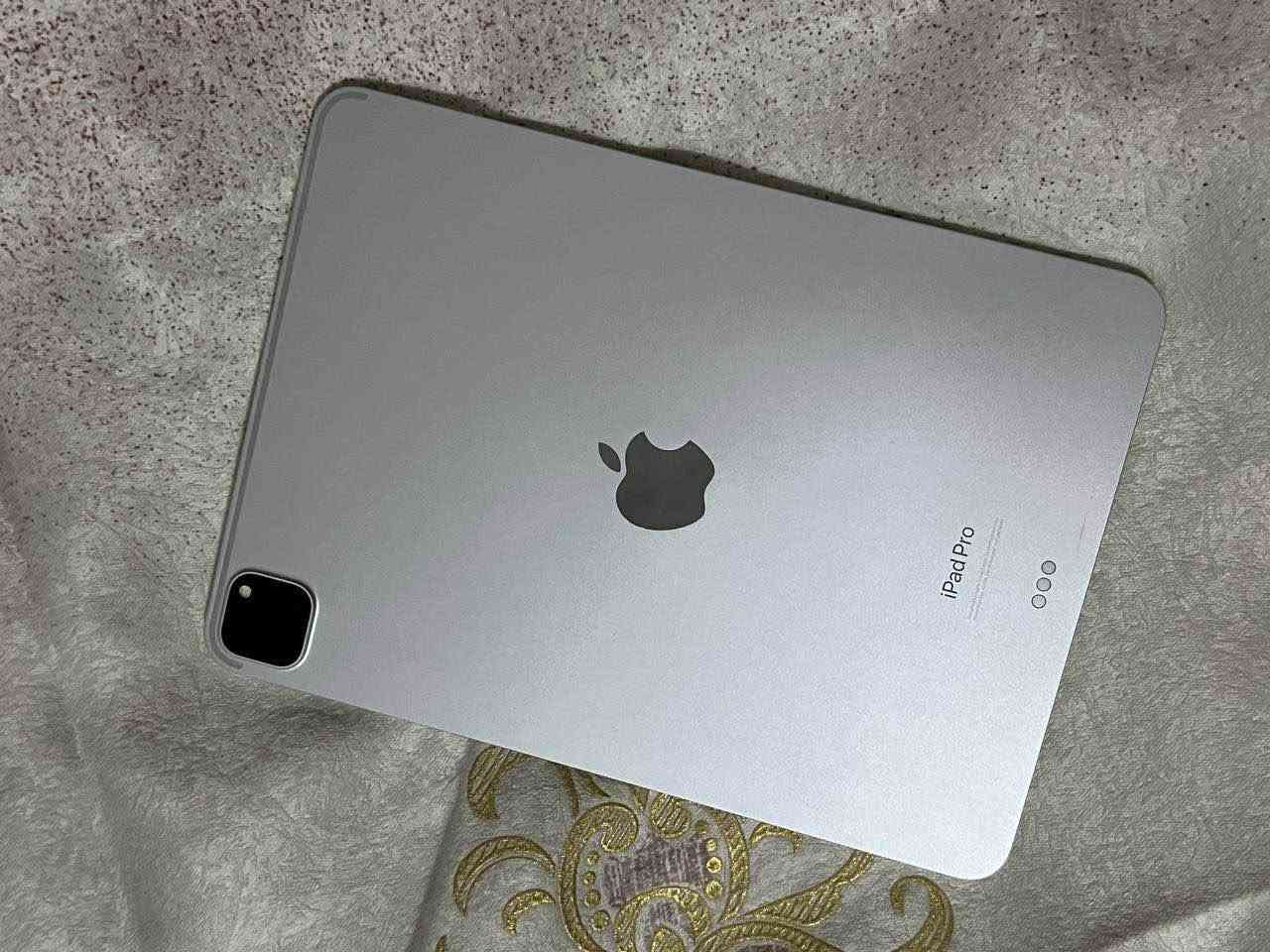 ايبات ابل 11بروالجيل الرابعM2ذاكره128بطاريه 91بس بلحاسبه تطلع جهاز نضيف مابي اي شي سعر750وبي مجال مكاني ميسان العمارة للاستفسار 
رقم*********** عمارة, ميسان

نص مكتوب في الصور:
- 7:38 ص الاثنين 28 أيلول 100% بحت Noor Ahmad حساب Apple و iCloud والمزيد NA نمط الطيران Wi-Fi Bluetooth البطارية عام تسهيلات الاستخدام البحث الشاشة الرئيسية ومكتبة التطبيقات الكاميرا تعدد المهام والإيماءات خلفية الشاشة Siri و Apple شاشة العرض والإضاءة قلم Apple مركز التحكم الإشعارات الأصوات حول الاسم iPad11pro إصدار iPadOS 26.6.2 اسم الطراز iPad Pro (11 بوصة) (الجيل الرابع) رقم الطراز MNXE3J/A الرقم التسلسلي N46J9K3WM3 انتهت صلاحية التغطية الأغاني 0 الفيديوهات 10 الصور 117 التطبيقات 12 السعة 128 غ.ب. متوفرة 88.91 غ.ب. عنوان Wi-Fi 80:A9:97:92:BB:B7 Bluetooth 80:A9:97:8B:7A:15 SEID إعدادات ثقة الشهادة
- 7:37 ص, الاثنين 28 أيلول
- بحث
- Noor Ahmad
- حساب Apple و iCloud والمزيد
- NA
- نمط الطيران
- Wi-Fi
- Bluetooth
- البطارية
- عام
- تسهيلات الاستخدام
- البحث
- الشاشة الرئيسية ومكتبة التطبيقات
- الكاميرا
- تعدد المهام والإيماءات
- خلفية الشاشة
- ذكاء Apple و Siri
- شاشة العرض والإضاءة
- قلم Apple
- مركز التحكم
- الإشعارات
- الأصوات
- 100%
- آخر شحنة إلى 100%: منذ ساعة
- الاستخدام اليومي
- أنت تستهلك كمية أقل من طاقة البطارية اليوم مما يحدث عادة حتى
- 7:37 ص.
- متوسط
- 4%
- اليوم
- 0%
- د
- ح
- س
- ر
- خ
- ج
- طوال اليوم • يومنا في 7:37 ص
- عرض كل استهلاك البطارية
- النسبة المئوية للبطارية
- نمط الطاقة المنخفضة
- سيقوم iPad مؤقتاً بتقليل بعض الأنشطة في الخلفية وسرعة المعالجة ومعدل
- تحديث الشاشة والإضاءة، وتقييد بعض الميزات مثل مزامنة iCloud وجلب البريد
- الإلكتروني والمزيد.