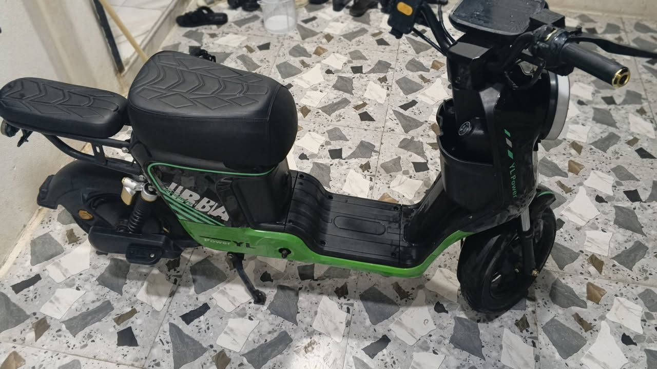 سلامو علیکم r9اخو جدید مابی مودیل 26شخطه مابی سلە موجود بایدرات موجود شاحنە بلادد موجود کل عیب مابیی بـــطـاریات 5دبل ابول فسفور 32امبیرر شرط الفحص یعنی طیاره لوكك كهربایت كلهن یشتغلل 440بی مجال قلیل للشرای الی یکتب 300 اسمعە حجی میعجبە ‌الی یرید یتواصل رقم*********** واتس اب موجود هم 👋
