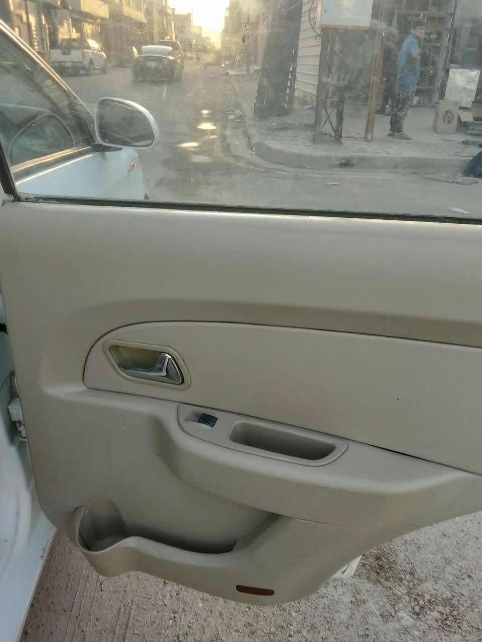 السلام عليكم البيع شيري فلاوين موديل 2013 مكفوله كفاله عامه من ضربه وصبغ وتبديل مكينه كير جدد كهربايات جديد صدر امامي خلفي جديد تخم تاير نضبف داخلهه بعده مال شركه سياره بعد احله من صوره مكان بغداد غير متواجد عل فيس اتصال *********** تحياتي الجميع
