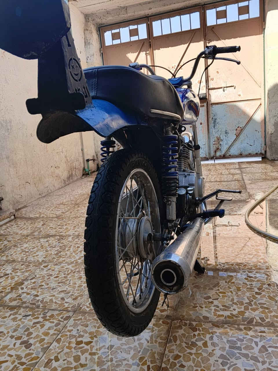 السعر ***********
