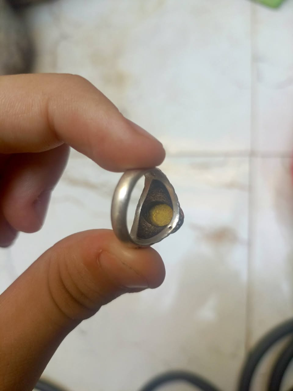 خاتم 💍 ( شرف الشمس اصفر 🟡 ) 
المكان محافضه كربلاء 📍
فضه عيار 925
سعر خاص
للاستفسار  :- ***********
