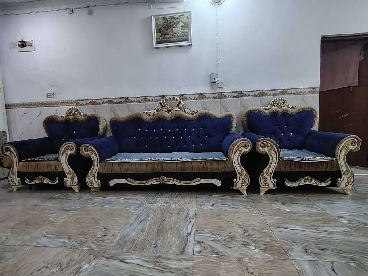 السلام عليكم تخم ملكي 12 مقعد نضيف تسكام درجه اولا ابو الضغط ستخدام قليل المكان بابل الحمزه الخميسية
الاستفسار الاتصال على الرقم ***********
او مراسله الصفحه...
