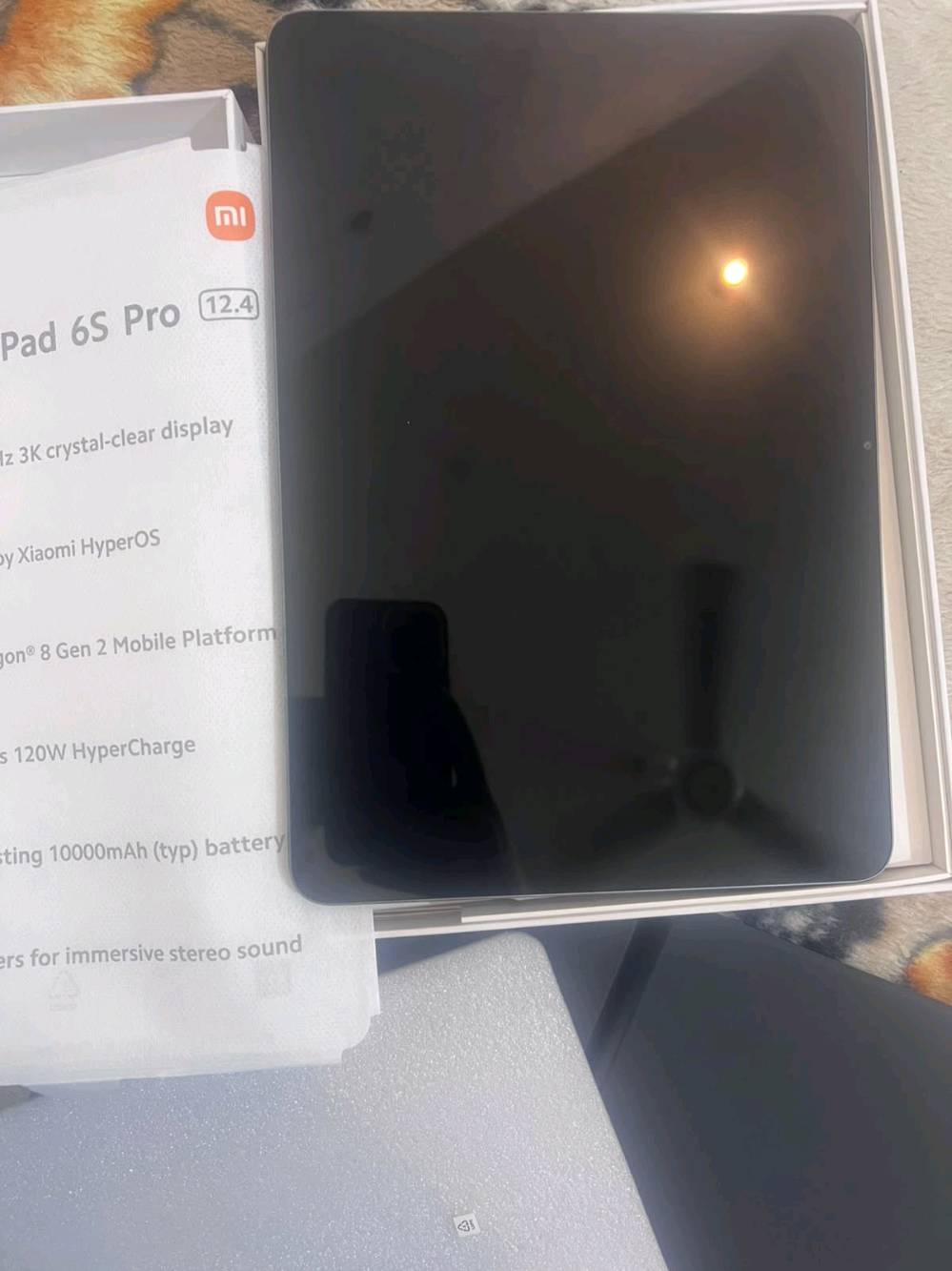 السلام عليكم شاومي باد 6s برو نضيف كلش  مواصفات الجهاز   شاشة حجم كبير 12.4 انج  معدل التحديث للشاشة 144Hz✨  دقة الشاشة ٣K 2032 × 3048 بكسل  معالج 2 Snapdragon 8 Gen 💓💯  سرعة الشحن : ١٢٠w ⚡️ ذاكرة تخزين كبيرة الحجم : 512GB 📂✨  رام : 12GB🔥❤‍🩹 الكاميرا الاساسية :  50MP 📷  الكاميرا الامامية : 32MP 📷  بطارية حجم كبير 10000mAh🔋✈️ أربع سماعات تدعم  Dolby Atmos و Dolby Vision 🔊  بصمة جانبية وبصمة وجه😍  السعر : 560 فقط🤍💫  +هديه حافضه مغناطيس♥️ يوجد توصيل