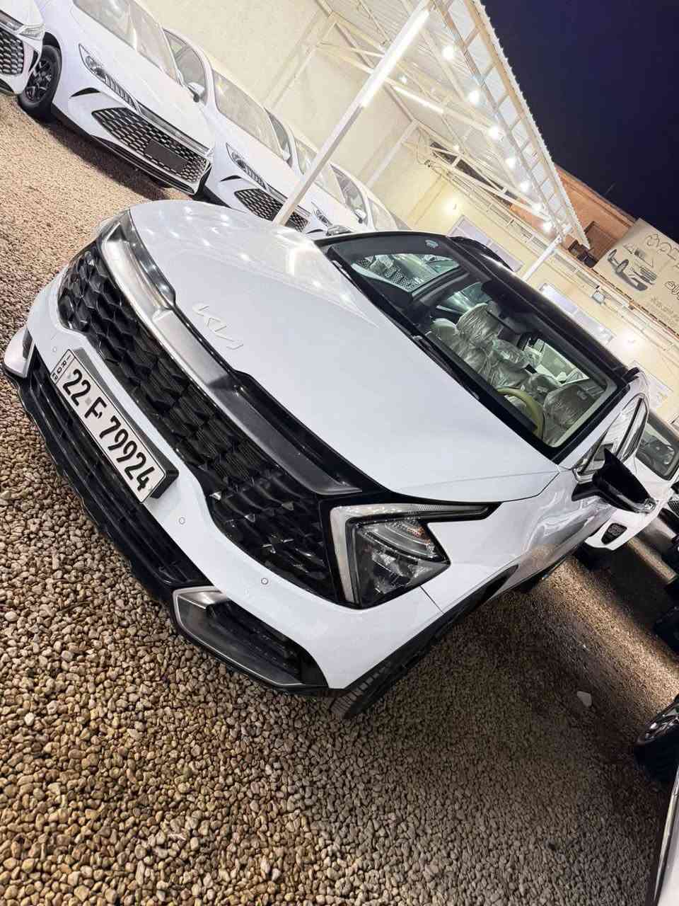 تحيه طيبه السلام عليكم
كيا سبورتج 2022 خليجي

فول مواصفات 

ماشيه 42 ألف 

مكينة 2000 دوش 

بصمه تشغيل 

بصمه ابواب 

شاشه كامره 

تحكم ستيرن 

حساس خلفي أمامي 

مقاعد كهرباء 2 

تدفىه كشنات 

جنطه كهربائي 

مري شفط 

قيادة ذاتي 

ويل 20

بارنوما 

لد خلفي 

لايت عدسه 

شاحن وإير لس 

نقطه عمياء 

فول مواصفات من أخير

رقم اربيل شرط تحويل مباشرة او وكاله 

السعر200 ورقه وبيها مجال 
مكاني النجف الأشرف

أي استفسار :***********

بيه شبر جاملغ ايمن صبغ بدون دواخل
