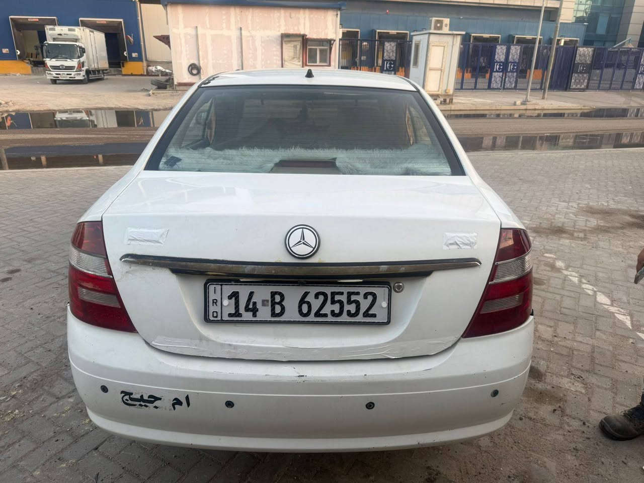 سلام عليكم جيلي مويل سياره نظيفه تم تاير حداديه جديده سياره مال جناي ما ناقصه شي ***********  بي واتساب

