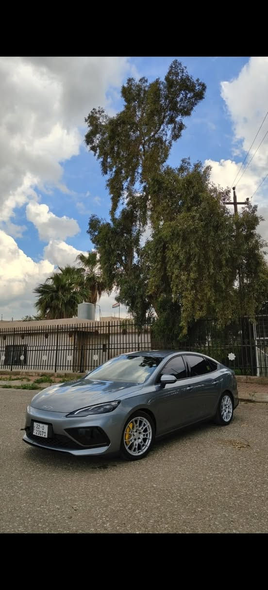 Byd seal05
2025

رقم اربيل  باسمي
لون نفطي المميز 
دواخل ابيض 
ويل كروم وتايرات جديد حجم ١٨
فجوج رياضي 
بطارية 55 km 
بيها كتاب تضليل 80%
بدون ملاحضات 
الشراي يخابرني 
رقم الهاتف : ***********
