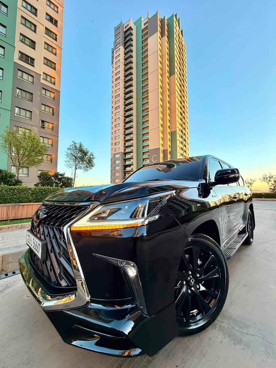 🚘 لكزس كورو LX570 بلاك إديشن —
🚘موديل 2019🚘

(سياره كفاله عامه  )

🔥 بـيـع بـدون مــراوس 🔥

✨ المواصفات:

🔹 ماشية 62 ألف كم حقيقي

🔹 مكينة 8 سلندر 5700cc

🔹 السيارة زيرو

🔹 كفالة عامة 

🔹 مواصفات أصلية

🔹 كت بلاك إديشن أصلي بلاد

🔹 ويل كب + ويل أصلي بلاد 

🔹 جكات هيدروليك

🔹 5 كاميرات

🔹 شاشات خلفية

🔹 جميع الكراسي كهرباء

🔹 جنطة شفط

🔹 لايتات أمامية ذكية

🔹 حساسات أمامية وخلفية

🔹 كراسي أمامية تدفئة وتبريد

🔹 رادار جانبي

🔹 رادار أمامي + سياقة ذكية

🔹 بصمتين

🔹 البوكس الأصلي مالها موجود وصندوق كامل

📍 العنوان: السليمانية

📞 للاتصال: *********** — سيد ابراهيم الجاف

سعرها-((((735))))

🔥 للجادين فقط، بدون مراوس.

#لكزس #لكزس_570 #LX570 #لكزس_LX570 #لكزس_بلاك_إديشن #سيارات_للبيع #سيارات_البصرة #سيارات_العراق #سيارات_فخمة #سيارات_2019 #للبيع #البصرة #سيارات_العراق
