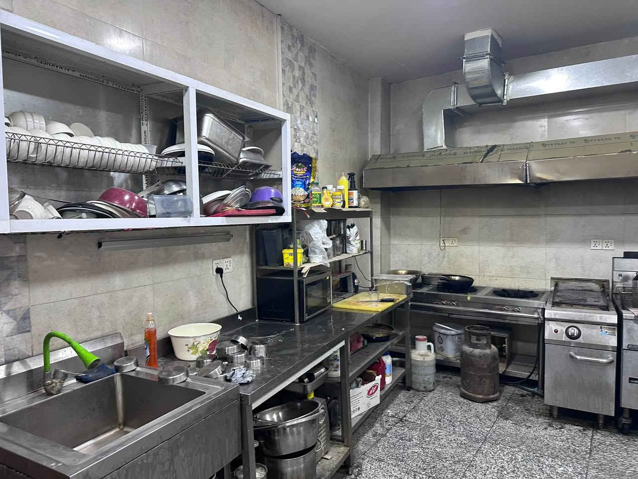 غراض مطبخ • للبيع