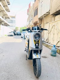 R11 • جديدة • دراجة كهربائية