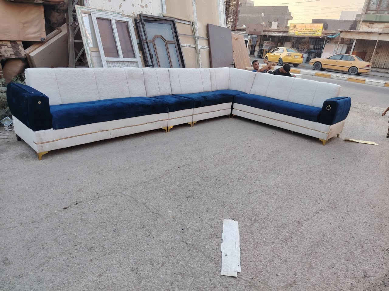 ديوان تركي 5 قطع 10 مقعد سعر 275 الف
الخضر شارع جياشي محلات الحجي رشيد
يوجد خدمت توصيل ***********
