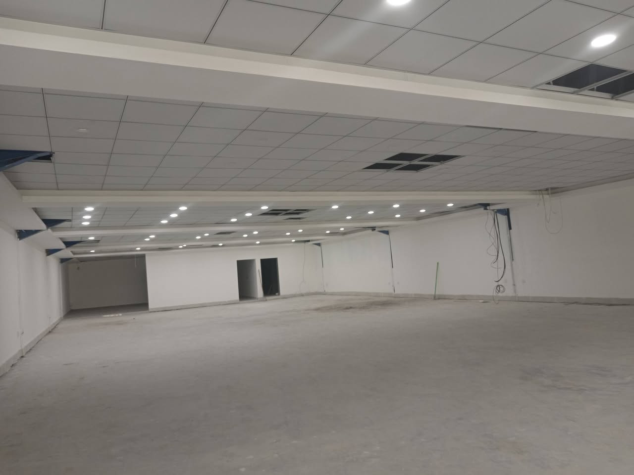 تم انجاز العمل 👷‍♂️🏗️✨ الصدأ للد يكورات  للديكور والصبغ ✨
✔️ سقف ثانوي
✔️ سقف مغربي
✔️ جبس بورد
✔️ بديل خشب
✔️ بديل رخام

📍 كربلاء 

📞 للاتصال والحجز:
***********
***********5

🌟 خلي بيتك وموقعك أرقى وأجمل ويانه .. خبرة + دقة + أسعار تناسب الجميع 🌟

