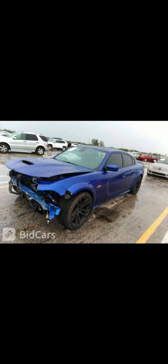 يالله سلام عليكم الحلال للبيع او امراوس
🔥 دودج تشارجر SRT سكات باك وايد بودي 2021 
💙اللون أزرق مميز رقم بغداد شبه مميز

✅ فول مواصفات ماكس اعلى فئة بجارجر 

✅ السيارة بحالة الوكالة ومخزنة ماشية 50 الف كيلو 
✅ ما بيها أي ملاحظة وتعتبر جديدة بجيس عطر الشركة

⚙️ المواصفات:
🔹 محرك HEMI 6.4L V8
🔹 وايد بودي وكالة
🔹 فتحة سقف
🔹 رادارات أمامية وخلفية وجانبية
🔹 تشغيل بصمة ودخول ذكي
🔹 شاشة كبيرة مع جميع الأنظمة
🔹 كاميرا وحساسات كاملة
🔹 مثبت سرعة وأنظمة أمان متطورة
🔹 جلد حضن + كنتارة أصلية
🔹 ختم النحلة الأصلي
🔹 دواخل كاربون فايبر
🔹 خوارج كاربون فايبر

🔥 الإضافات:
🔸 جكات كات باك S3 Plus
🔸 شوته AFE 6400
🔸 دركة RBM كاربون فورجد أحمر
🔸 بلكات Racing عالية الأداء 
🚀 مصروف عليها هواي وما محتاجة أي دينار.
حادثها مجرد دعامية امامية فقط وباب خلف الراكب ابن حرام مشخطه بسجينه وصبغته ضيعت الشخوط يعني رش جيلاتين فقط غير هلشي سياره كل حادث مابيها 

*********** 📞  مكان السيارة النجف الاشرف. سعر 315 قفل بدون عمله
