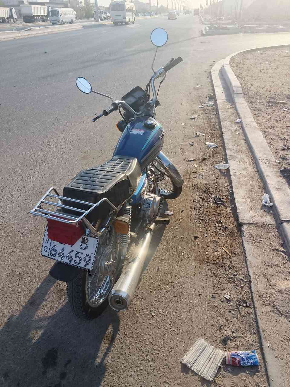 دراجه نامه شلامجه مديل ١٩ سنويه بسمي انگليزي لل٢٠٣٠ تعمير كامل من طول للطول دراجه شغاله من الطول للطول سعرها مليون و٧٥٠ عنوان بصره زبير رقم ***********
