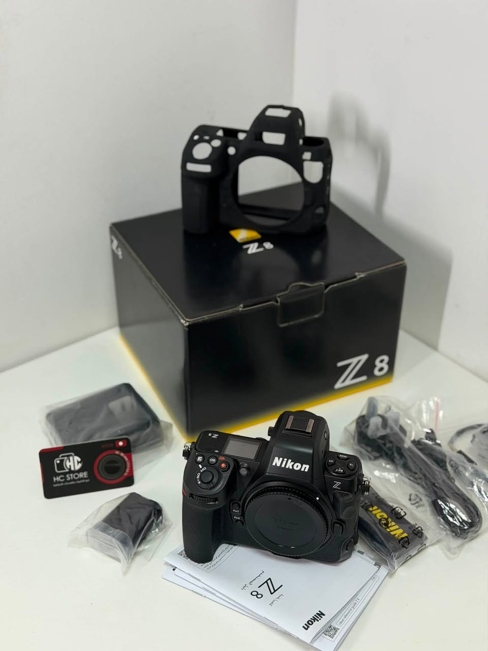 NIKON Z8 BODY
كاميراي نيكون Z ٨ ته نها بۆدي
زۆر خاوينه زۆر كه م ئيشي كردووه
 ته نها ١ك وێنه ی گرتوه 
كارتون و شاحينه و پاتري بيلاد و قايشي شان و كەڤەرو هـه موو ئه شيا بيلادييه كاني موجوده
نرخي ٢٢ وه ره قه و مجالي تيايه
موشته ريت جات بكه يان پە يوه ندي بكه
***********
***********
