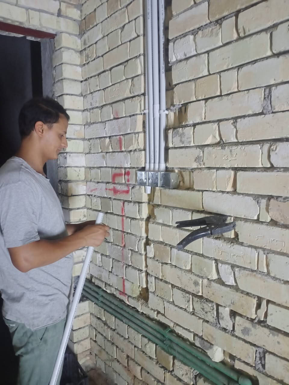 التوفيق من الله نعمل تأسيس تشطيب صيانه بوري سيمنز بوردات سراكت العمل داخل كربلاء فقط الرقم للستفسار او واتساب ***********
