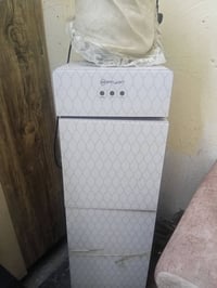 براد شغال حار بارد السعر 50 مكاني الغزاليه شارع المركز 07719646555