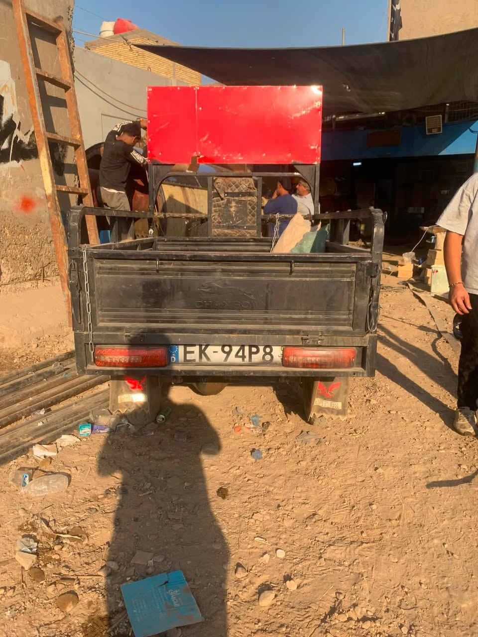 سلام عليكم ستوتة لبيع نوع صقر موديل ٢٣جاهزة كلشي مابيهة سعرها 1500مكاني النهضة رقم الهاتف ***********

