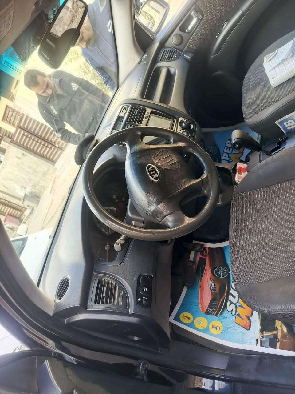 السلام عليكم
السعر 90$ وبي مجال قليل 
كيا سبورتج موديل 2007 أمريكي مكينة 2000 رقم بغداد أنكليزي مصبوغة احزام أثر جراد حادثها جاملغ الأمامي كير مكينة تبريد خير من الله تخم تاير مكان السيارة المحمودية

الشراي يتصل *********** ///*********** بيهن واتساب
