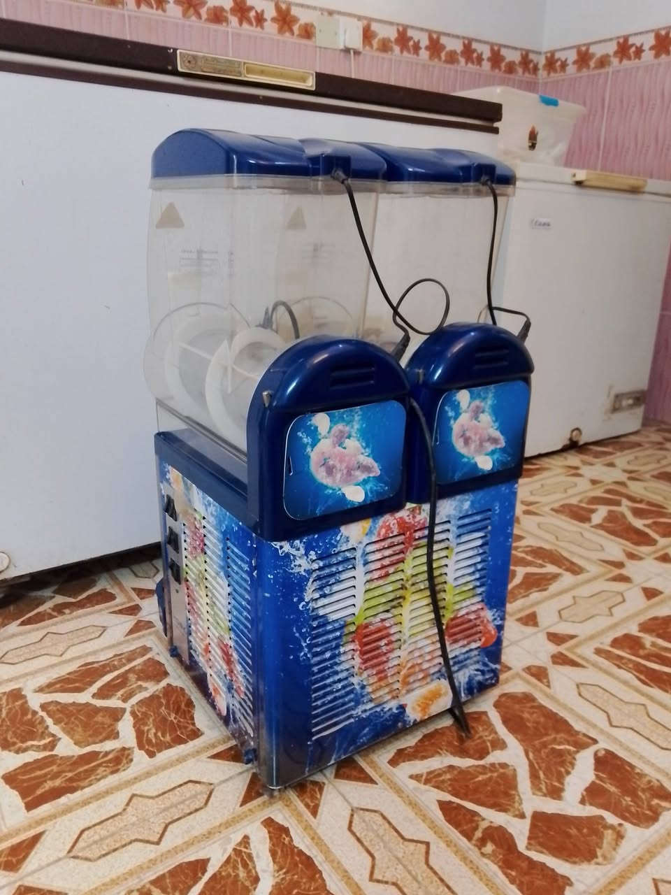 مكينه ازبري نوع هوسك ماركه تركي نضيفه جدا س ع ر 950الف وبيه مجال قليل للأتصال *********** بي واتساب او راسلني عل الخاص
