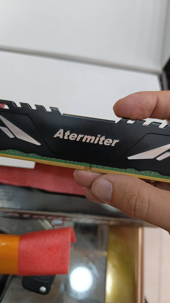 السلام عليكم
بيع مستعجل
تجميعة pc  قابلة للتطوير من كل النواحي
هارد  512  نوع m. 2 
Ram  16 ddr4
4سلوت رام يعني تكدر تضيف لحد 256g رام
كارت شاشة 4g invidea 550ti
معالج intel xion v12
مذر بورد x99
كيس  نوع  victor rgb 4 fan
كولر rgb
السعر ٤٢٠ الف قابل للتفاوض 
الاتصال بالرقم ***********
