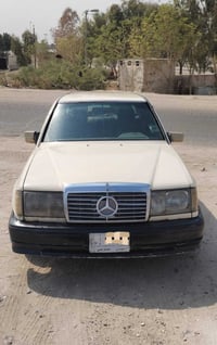 مرسيدس • ١٩٨٩ • مكينة ٢٥٠٠