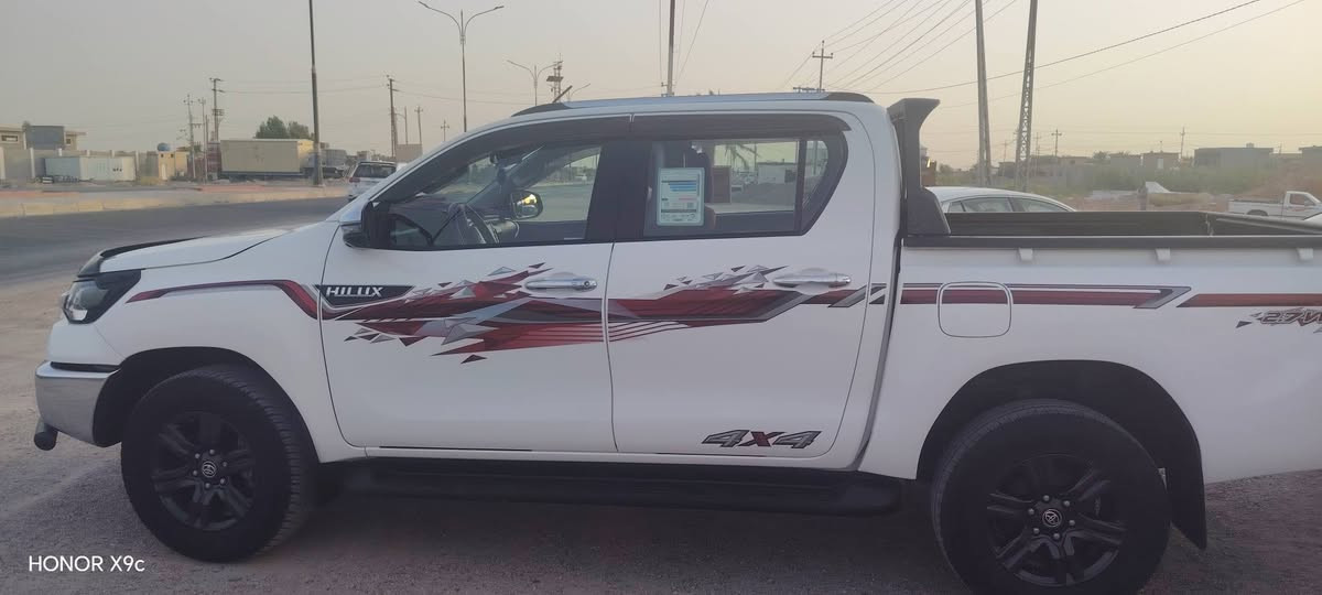 للبيع هيلوكس اوتماتيك موديل ٢٠٢٢ساز رقم بغداد ماشيه 65فول مواصفات مكفوله كفاله عامه ***********//***********

