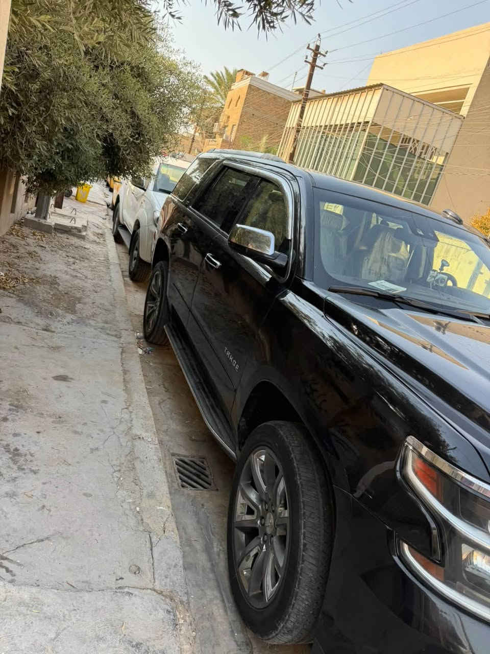 سلام عليكم تاهو خليجي عله مواصفات مديل 2015
سياره فئت TLZفول مواصفات مزوعه 
سياره بيهه جاملغ امامي وبنيد جاملغين الخلفيات واحد صبغ ولثاني تبديل سياره حله من الصور كير مكينه مكفول 
حداديه تخم تاير جديد مكان السياره بغداد السعر 240
رقمي (***********) تحياتي تحويل مباشر
