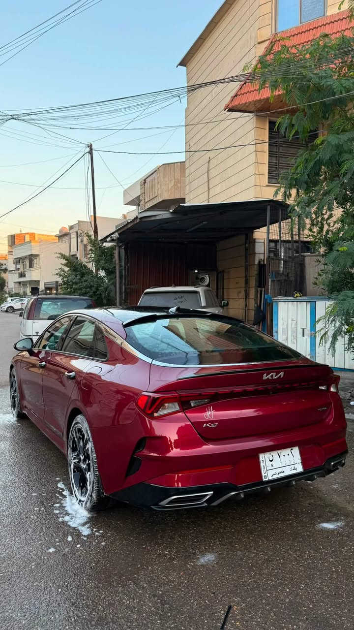 K5 gt line 2022 للبيع مع رقم مميز
السياره كامل مواصفات ومناقصها اي شي بيها اناره داخليه ودوشمه حادثها فقط بنيد وربع الجاملغ عكس السايق بارد بدون شاصي والايرباك ستيرن ودشبول طاكات وراجعه سستم 
للاستفسار على السعر ***********
