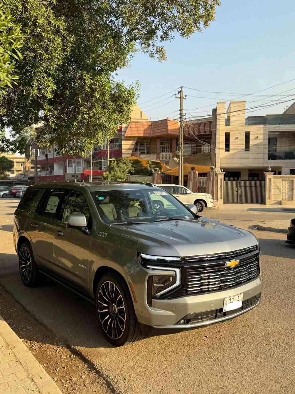 تاهــــو 🇺🇸 2025 High Country أعلى فئة
وارد امريكـــي - قطعة وحدة تبديل  

الممشى2000 mil

جديدة السيارة دهن المحرك مال وكالة غير مستبدل 

مواصفات الهاي كانتري : فور ويل 4x4 - سقف بانورامي - صندوق كهرباء ٣ انظمة - كاميرات 360 درجة - التحكم ع المنحدرات - تبريد مقاعد - تبريد مقود - تدفئه مقاعد - تدفئة مقود - مثبت سرعة - حساس مطر - حساس ليلي - نظام ايكو - نظام فرملة للطوارئ - مراقبة نقطة عمياء - تشغيل واطفاء عن بعد - بصمة تشغيل - شاشة ابل كار بلاي - مقاعد ودوسات وجنطة كهرباء - ١٢ ايرباك - رادار - شحن لاسلكي -كشافات ضباب - مقاعد جلد - داخل اسود تطعيم قهوائي - ويل 24 - نظام تعليق (جگات) 

رقم بغداد بـ اسمي ( ذوي شهداء ) اسويلك بيها وكالة عامة مطلقة بالسيارة باقيلها ١١ شهر تتحول بسمك

مكان السيارة : بغداد الجديدة 

رقم صاحب السيارة : ***********
