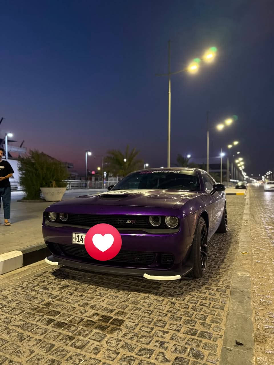 جالنجر 23 sxt رقم بصره بأسمي ماشيه 40 
تغير لون من رصاصي لبنفسجي بالسنويه بنفسجي 
حادثه جاملغ وبنيد 
كشنات جلد اسود تبريد  كير مكينه خير من الله 
منضومه زنون بيها شاشه وسط وسياره حلوه مال جناي الشراي يتصل ع رقمي وبالخدمه ***********
بالنسبه  لسعر 153 وبيها محال لشراي الي ماتفيده  وسعرها غالي تحصل هواي سيارات  والله يرزق الجميع موجود واتساب ❤️.
